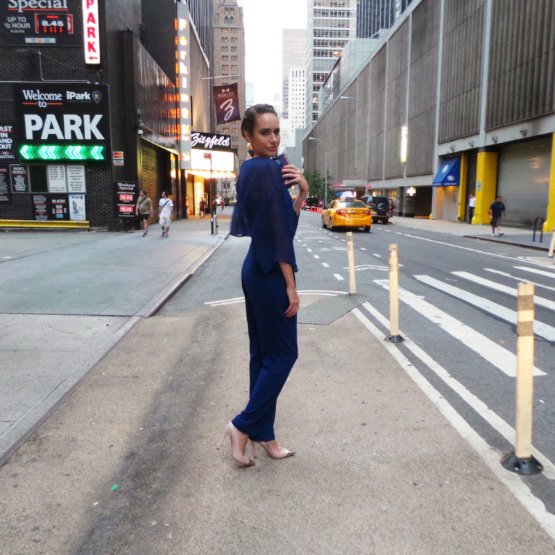 midnight blue bcbg streetstyle at nyfw- via Front Roe, a fashion blog by Louise Roe