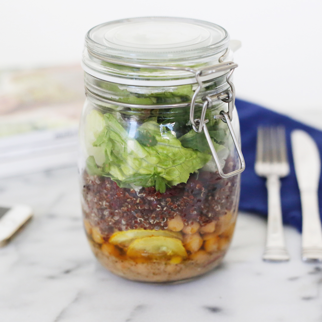 My Favorite Healthy To-Go Lunch: The Mason Jar Salad!