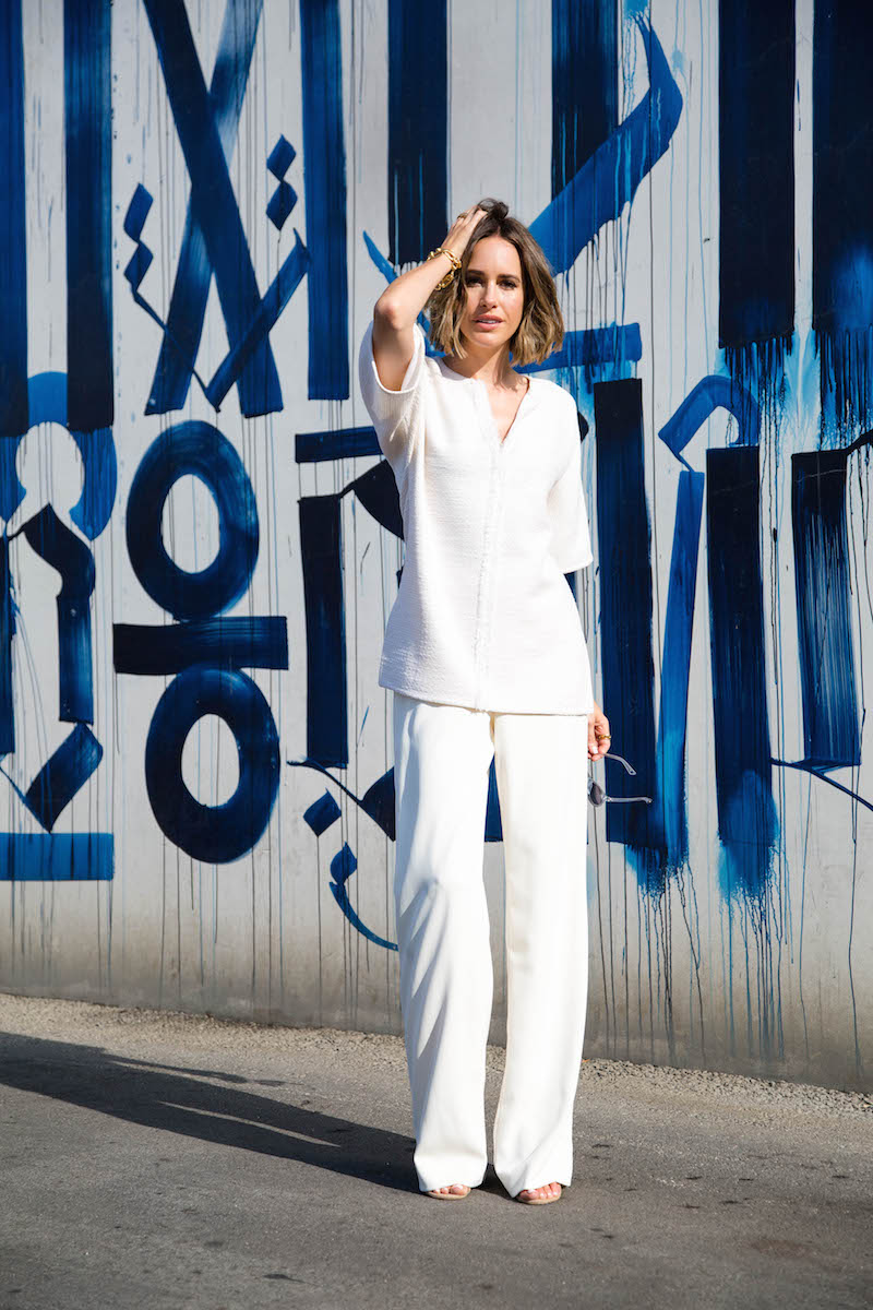 6 Louise Roe - How To Style An All White Everything Outfit - Summer Streetsyle 2015 b
