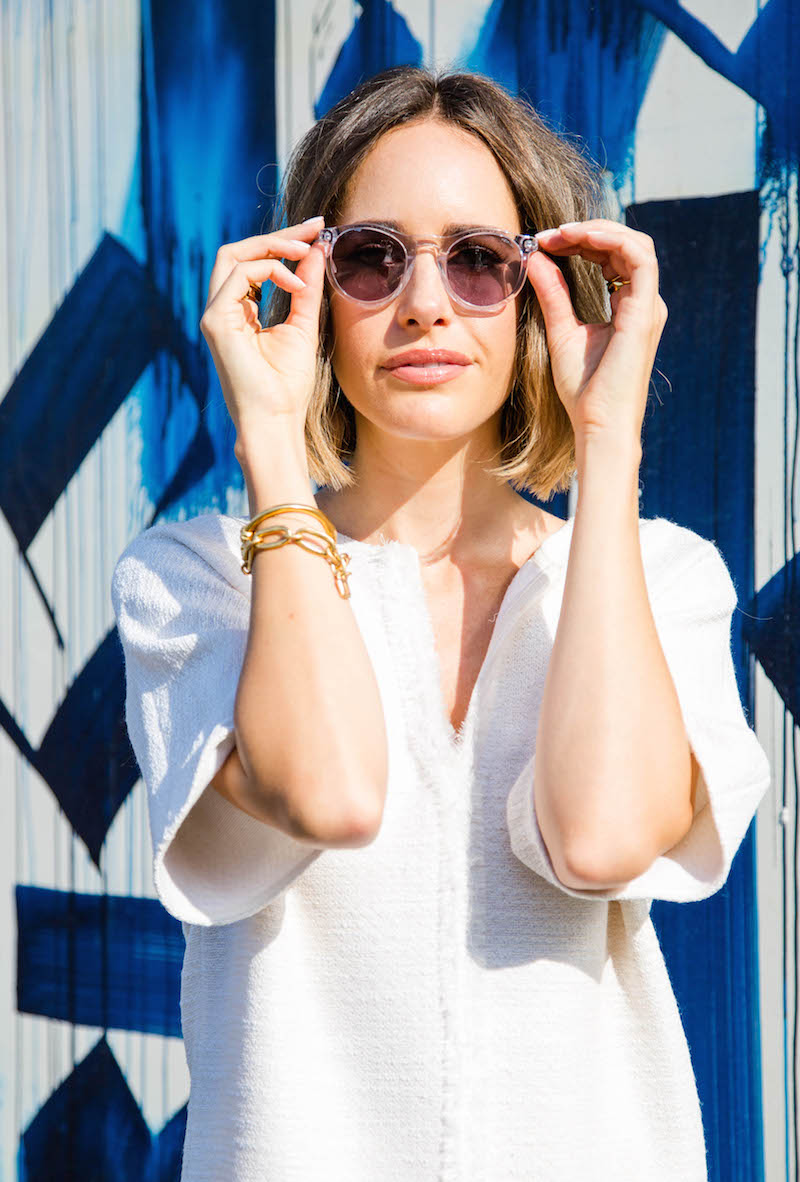 7 Louise Roe - How To Style An All White Everything Outfit - Summer Streetsyle 2015 b
