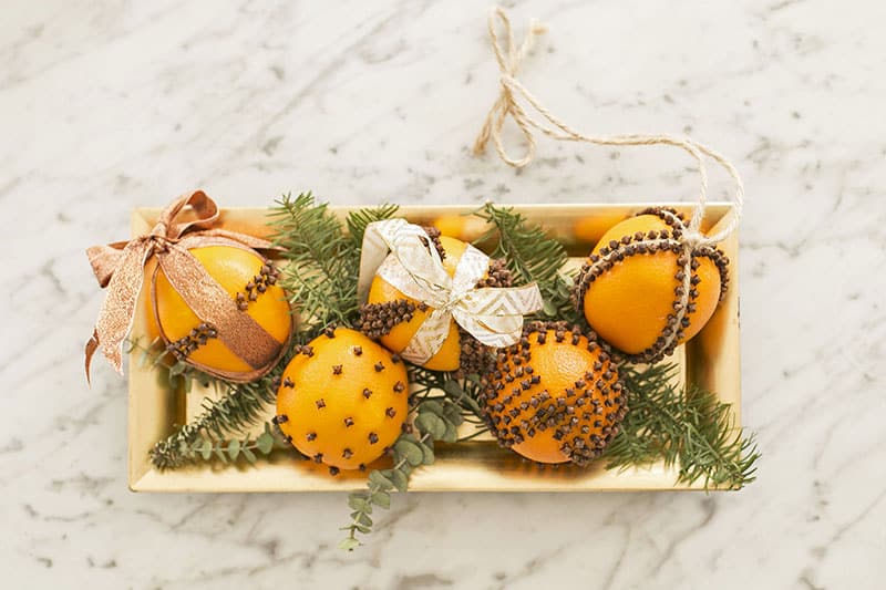 Louise Roe - Fragrant Orange Pomanders - Holiday DIY - Front Roe fashion blog 5