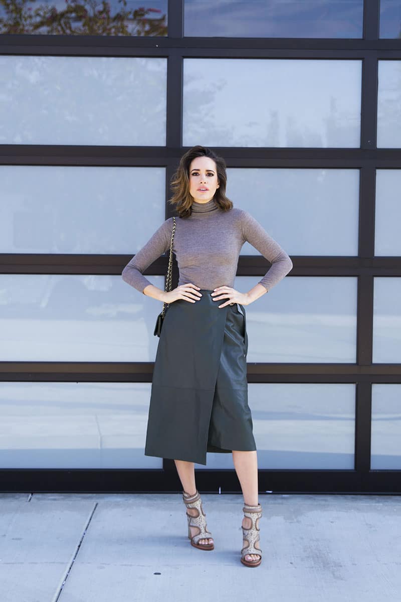 Louise Roe | How To Style a Midi Skirt | LA Streetstyle | Front Roe Fashion Blog 1