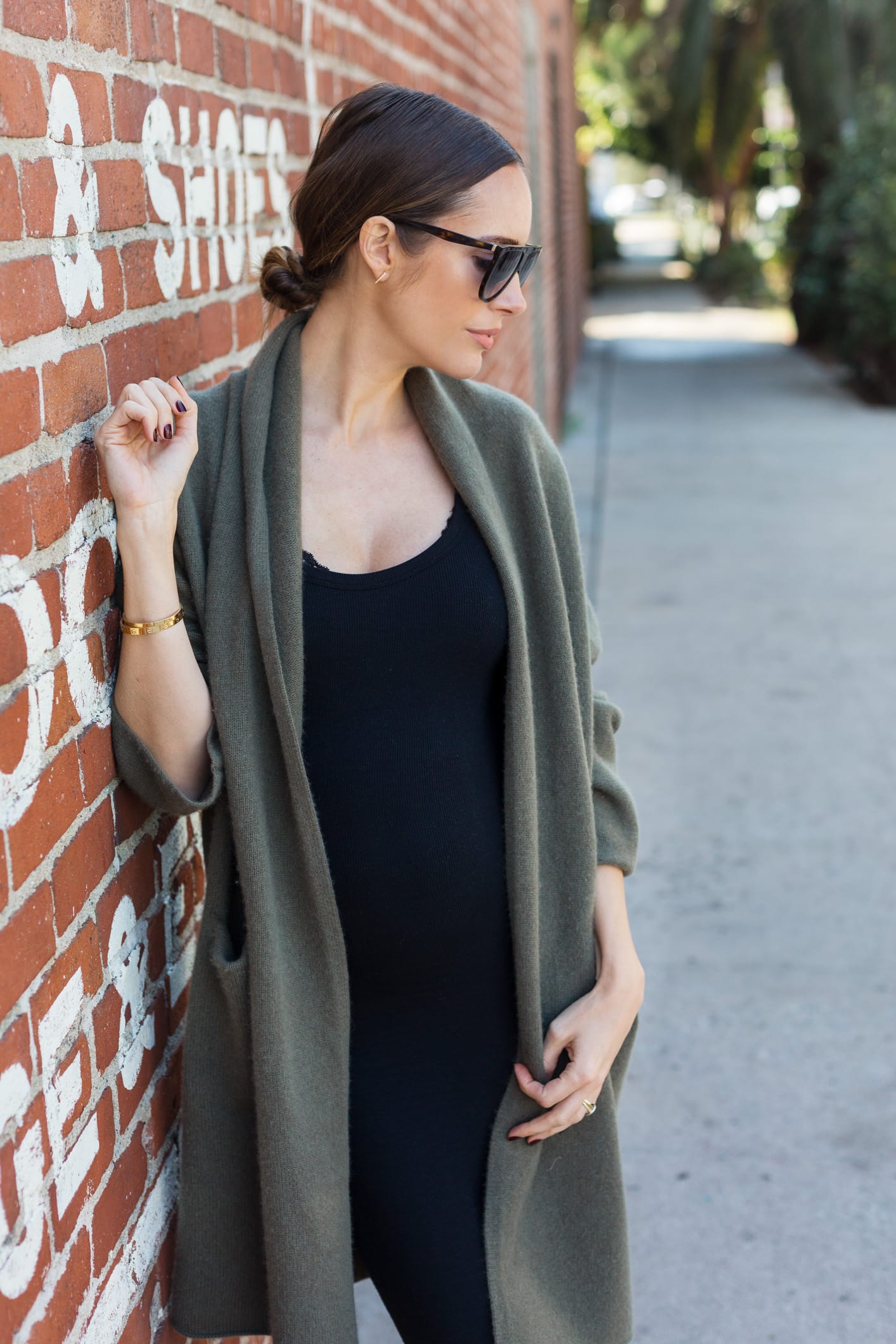Louise Roe non maternity maternity style outfit with midi dress and cardigan