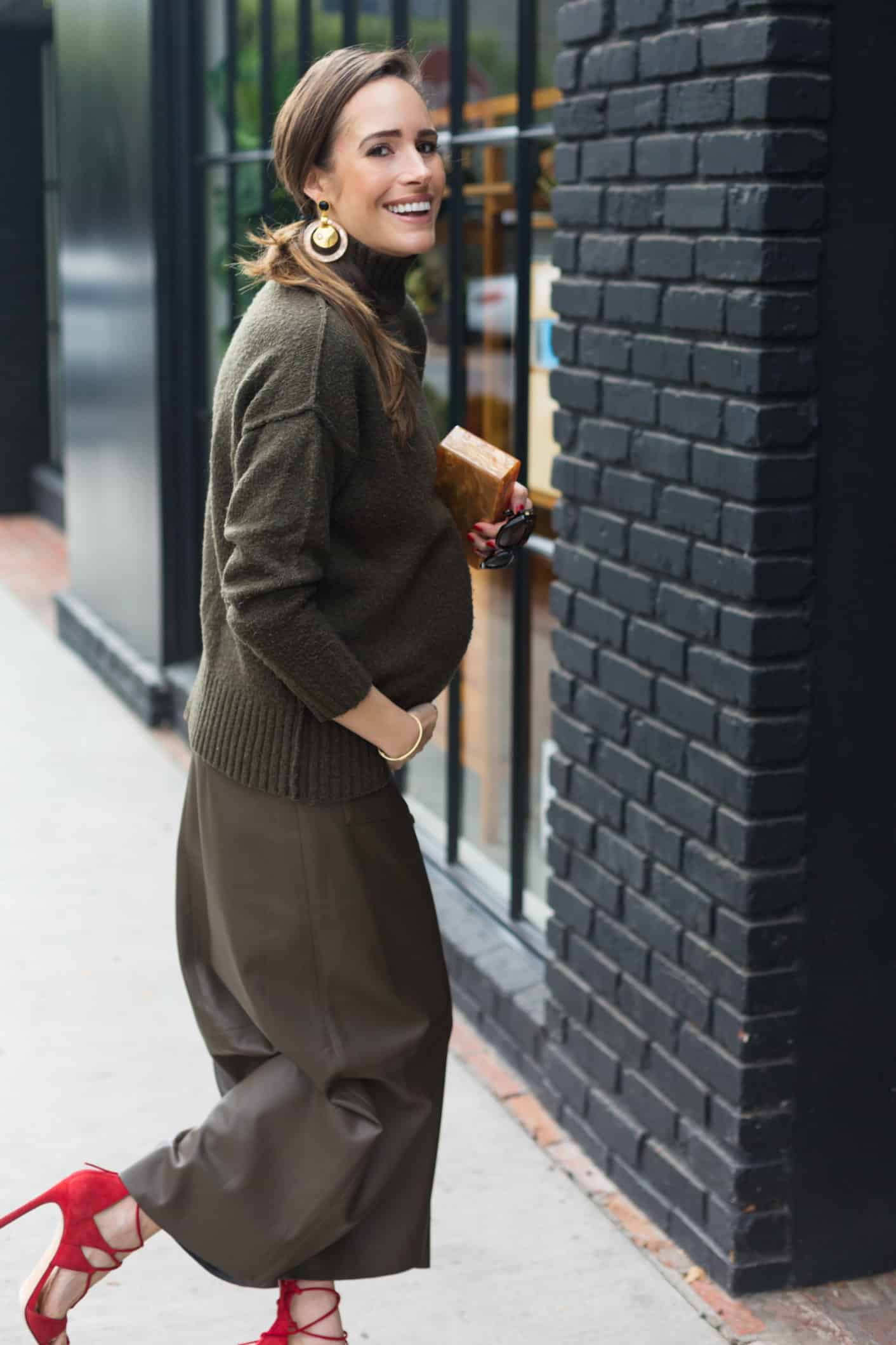 Louise Roe wearing a monochrome olive 