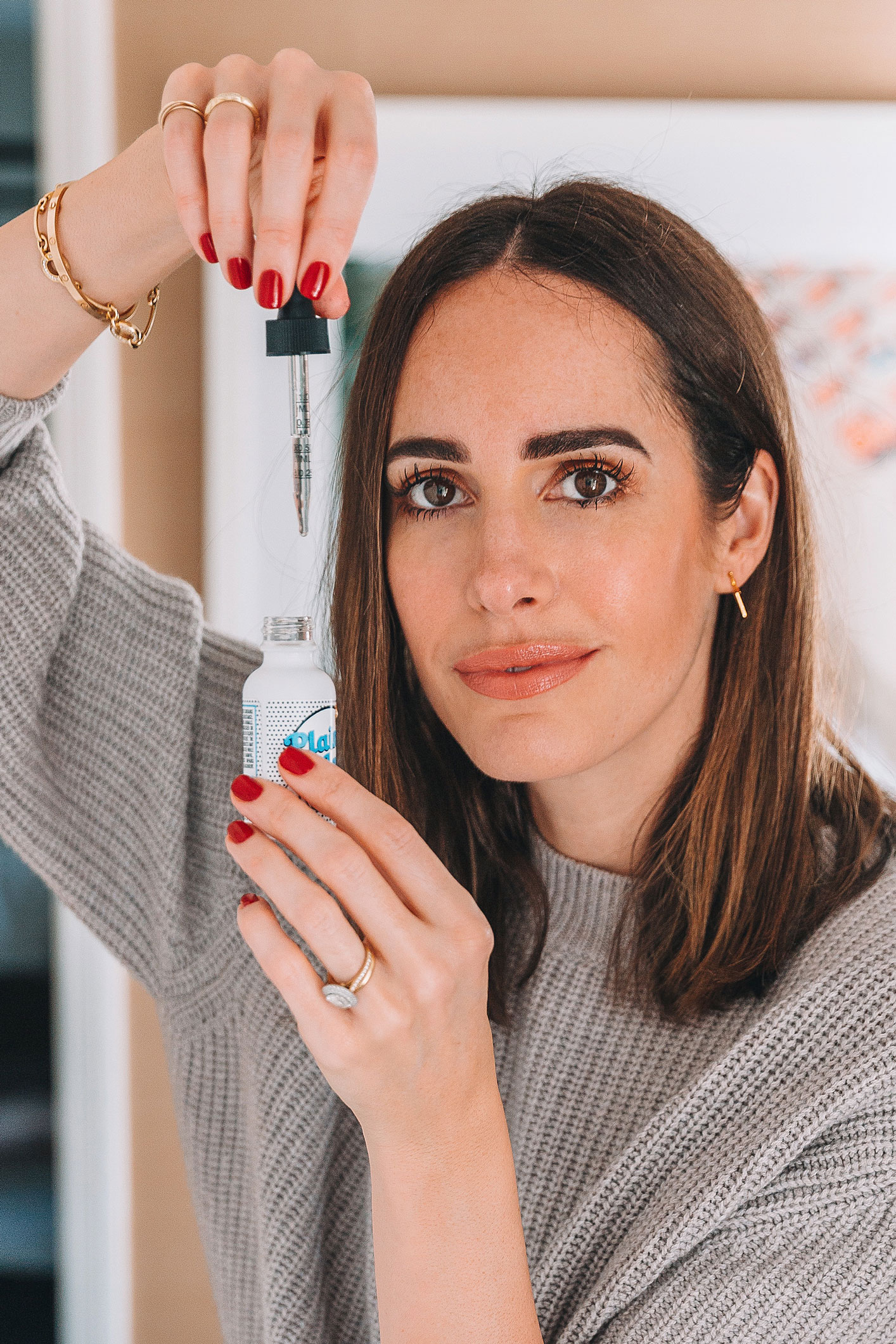Louise Roe Lifestyle and Wellness Tips On CBD Oil