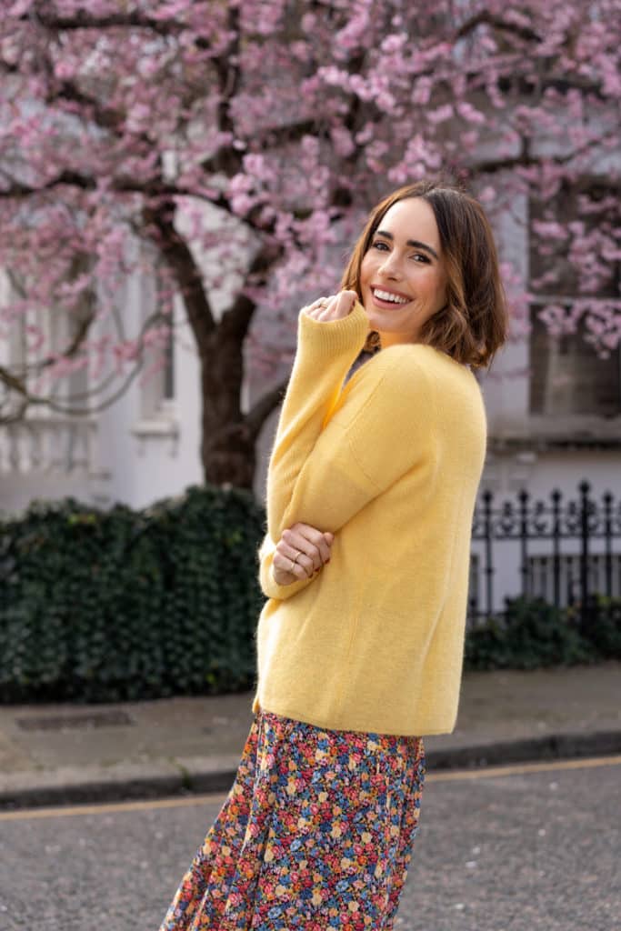 A Sunny Cardi for Spring - Front Roe by Louise Roe