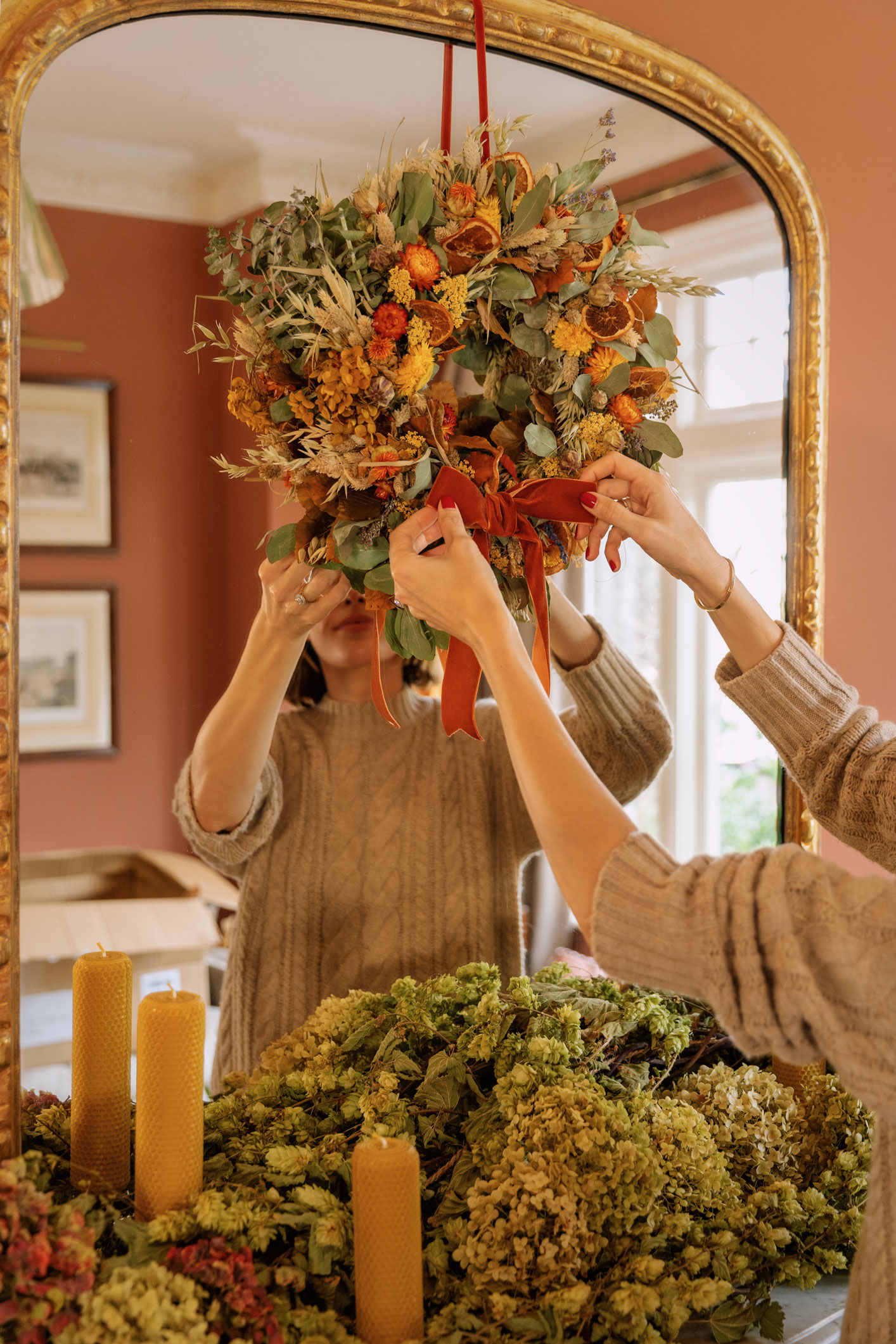 Louise & her Fall DIY wreath and mantle decor